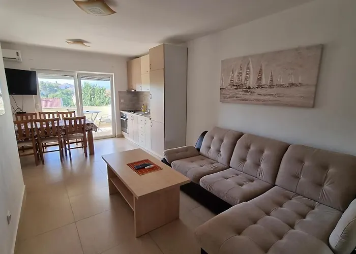 Διαμέρισμα Bellator Šilo