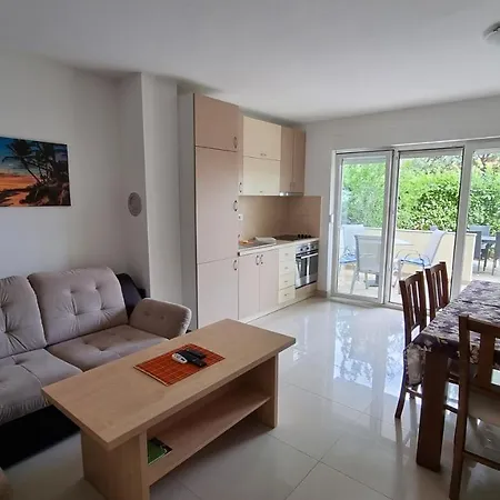 Bellator Apartment Silo (Krk)